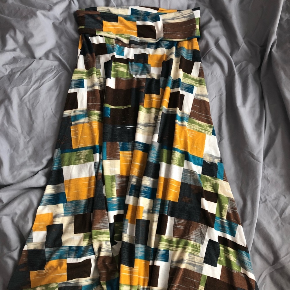 Medium LuLaRoe Maxi Skirt